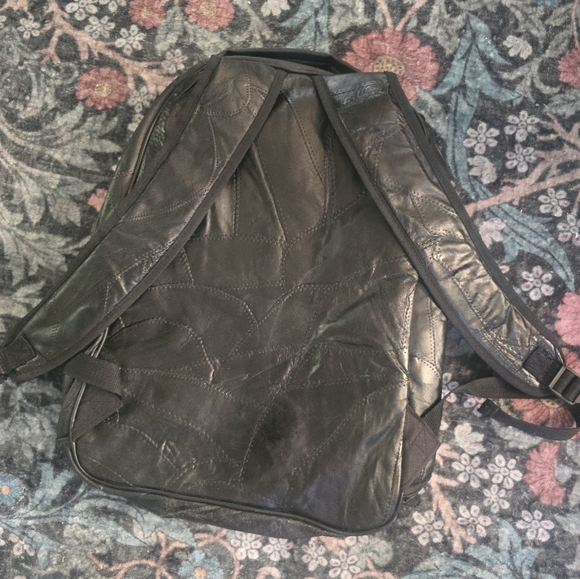 black leather patchwork backpack White Cowhide – Diamond patchworked with decorative stitching Vintage 90s Genuine Leather Patchwork